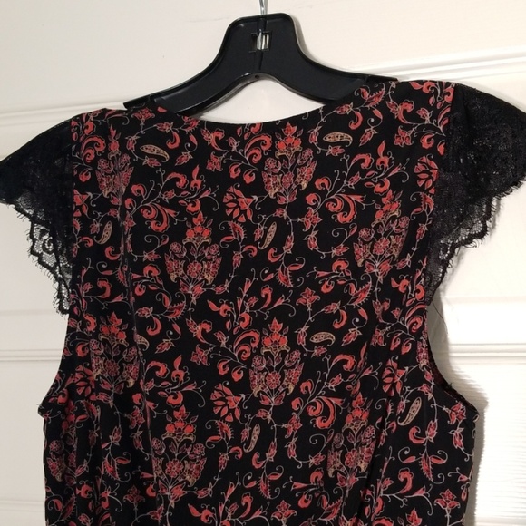 Kimichi Blue small black & red floral lace romper - Picture 7 of 7